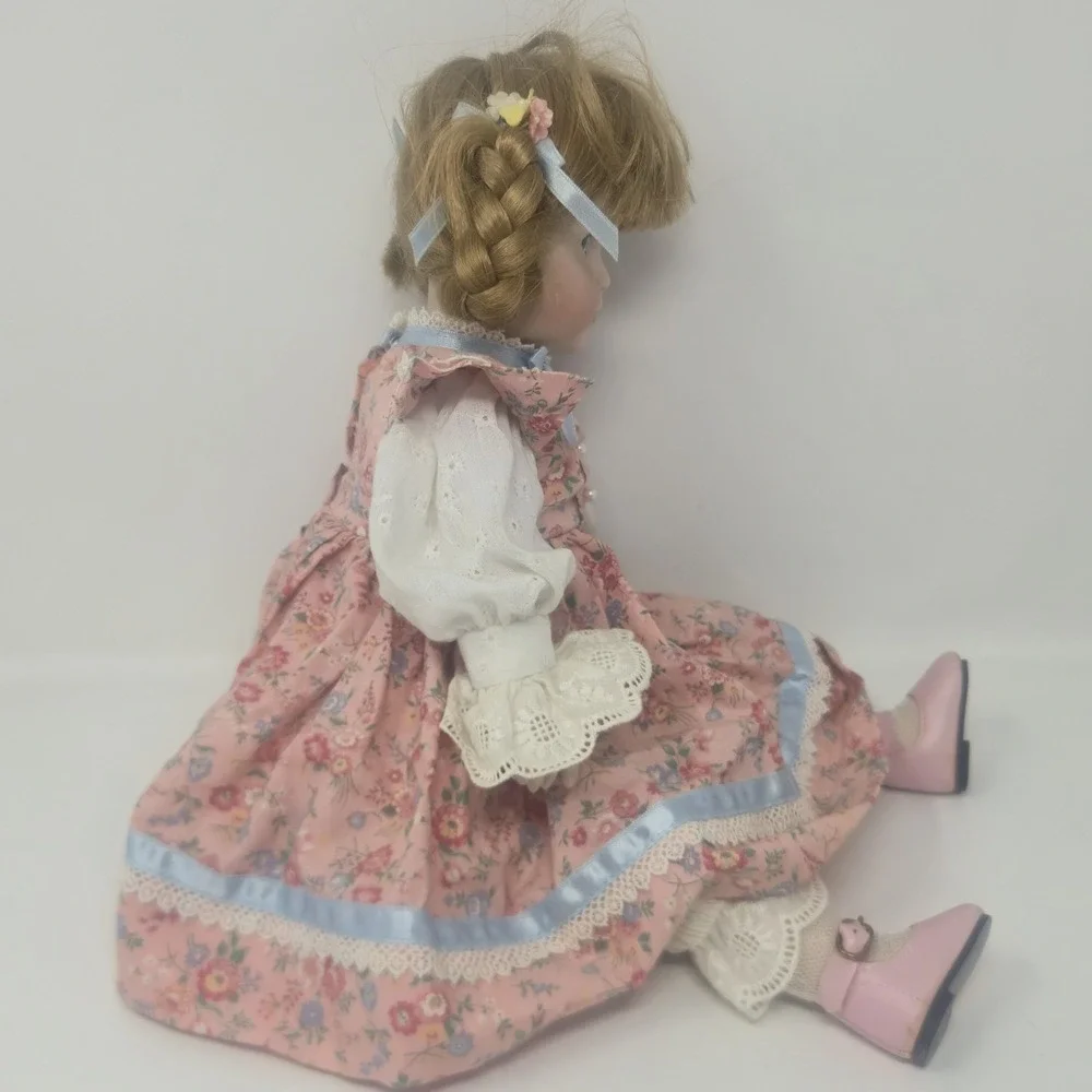 VTG 1989 Victoria Ashlea Originals Bette Ball Porcelain Doll Goebel Ltd Edition